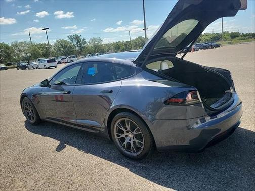 2022 Tesla Model S Base