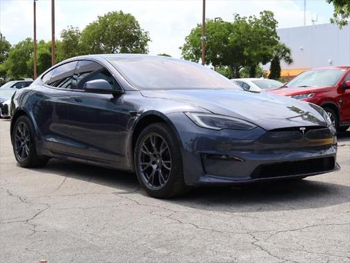 2022 Tesla Model S Base