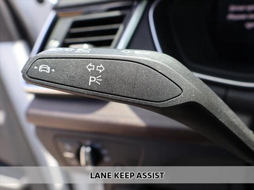 2024 Audi Q5 45 S line Premium Plus