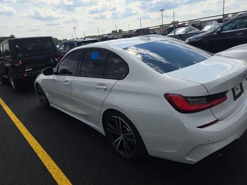 2020 BMW 330 330i