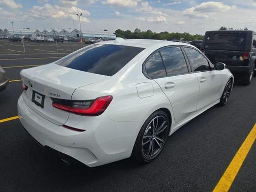 2020 BMW 330 330i