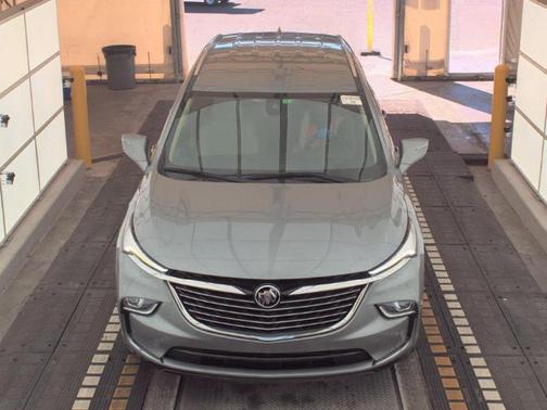 2023 Buick Enclave Essence FWD