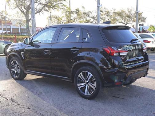 2024 Mitsubishi Outlander Sport SE