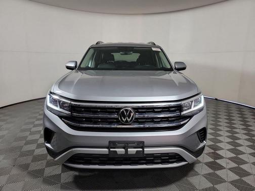 2023 Volkswagen Atlas 3.6L SE w/Technology