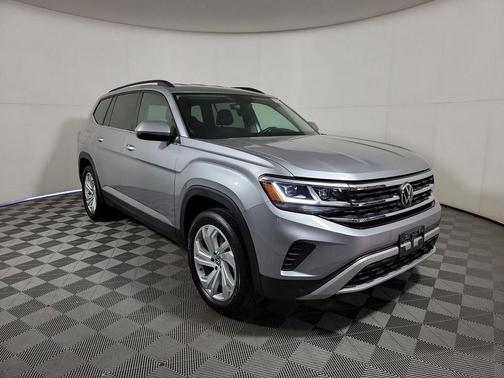2023 Volkswagen Atlas 3.6L SE w/Technology