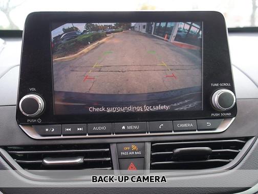 2022 Nissan Altima 2.5 SV