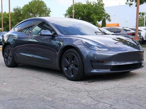 2023 Tesla Model 3 Standard Range