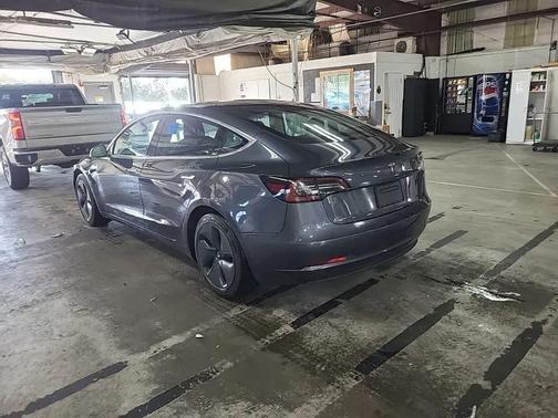 2020 Tesla Model 3 Standard Range Plus