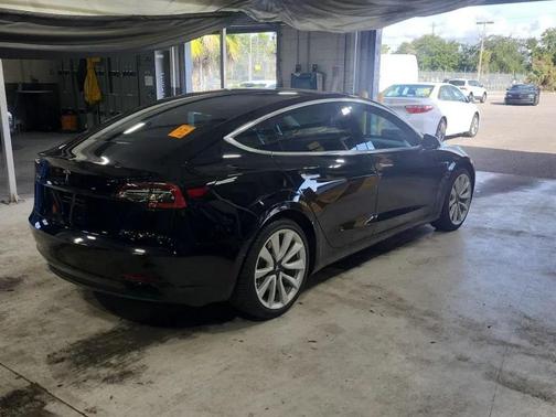 2018 Tesla Model 3 Mid Range