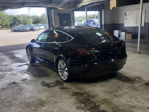 2018 Tesla Model 3 Mid Range