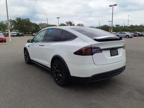2023 Tesla Model X Standard Range