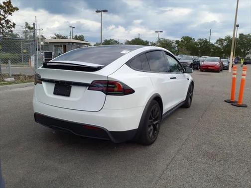 2023 Tesla Model X Standard Range