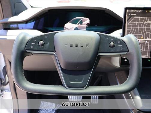 2023 Tesla Model X Standard Range
