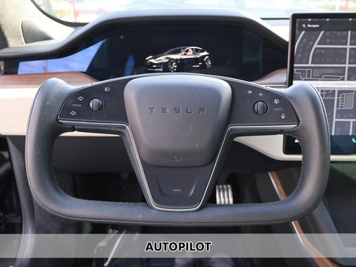 2021 Tesla Model S Plaid