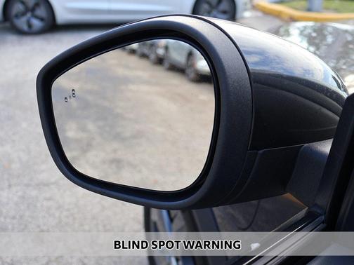 2022 Ford Mustang Mach-E Select