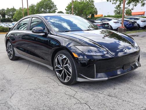 Onyx Black 2025 Hyundai IONIQ 6 SEL