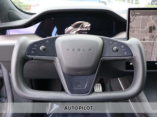 2022 Tesla Model S Base