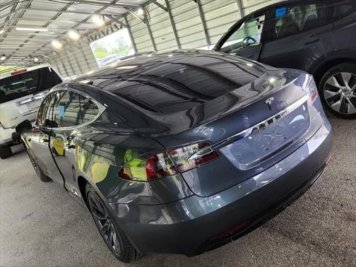 2020 Tesla Model S Long Range Plus