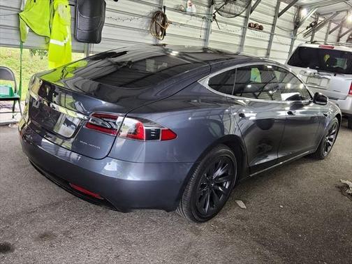 2020 Tesla Model S Long Range Plus