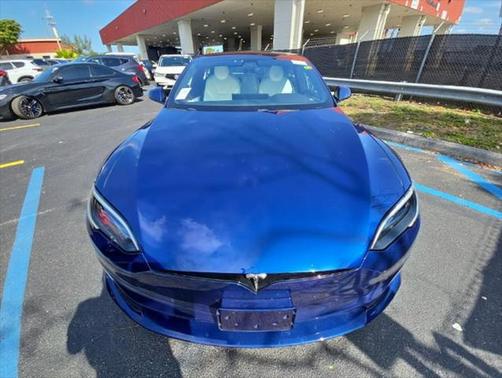 2022 Tesla Model S Base