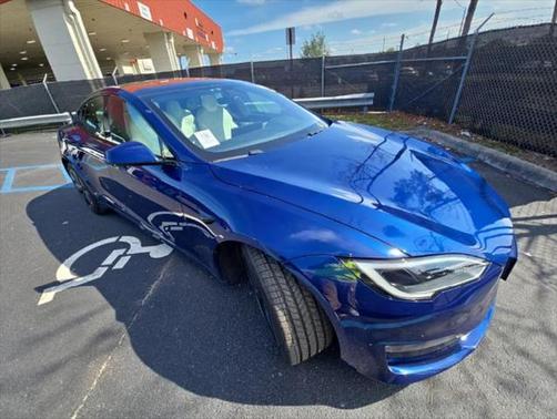 2022 Tesla Model S Base