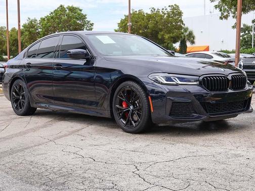 2023 BMW 530 i
