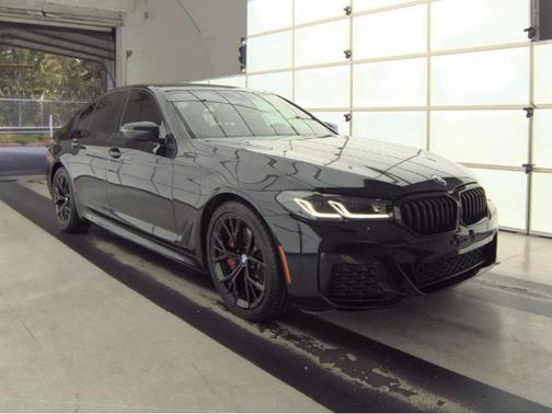 2023 BMW 530 i