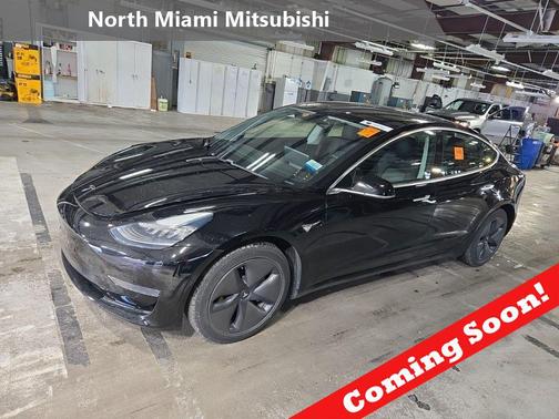 Solid Black 2019 Tesla Model 3 Standard Range