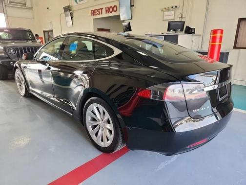 2018 Tesla Model S 75D