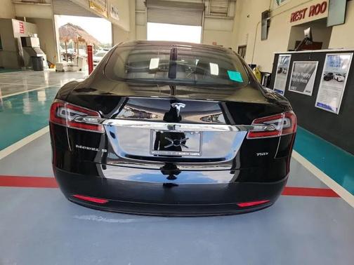 2018 Tesla Model S 75D