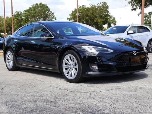 2018 Tesla Model S 75D