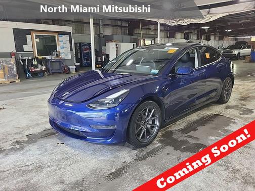 Deep Blue Metallic 2023 Tesla Model 3 Standard Range