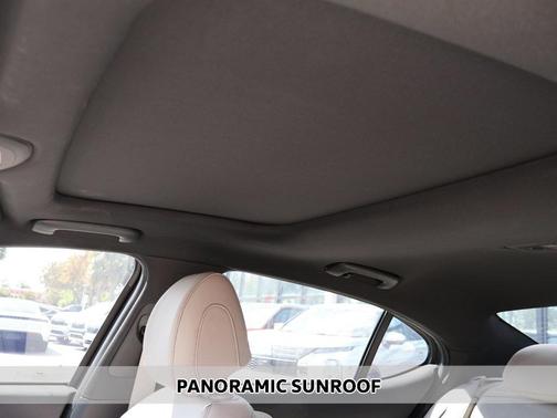 2023 Genesis G70 2.0T RWD