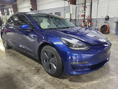 2023 Tesla Model 3 Standard Range