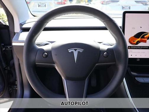 2020 Tesla Model 3 Standard Range Plus