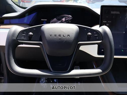 2022 Tesla Model S Base