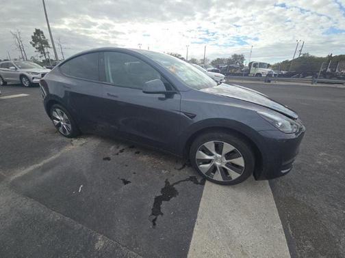 2023 Tesla Model Y RWD