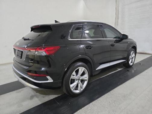 2023 Audi Q4 e-tron Premium Plus 50 quattro