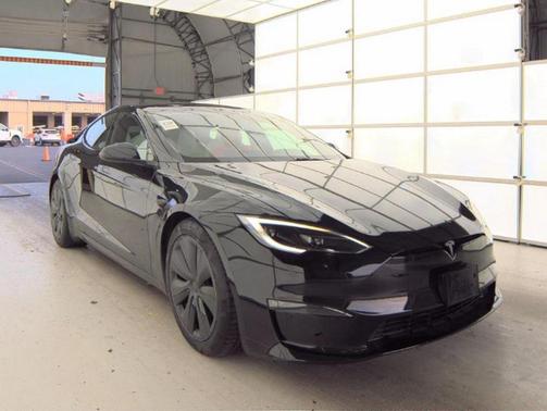 2022 Tesla Model S Base