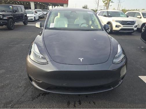 2022 Tesla Model Y Performance Dual Motor All-Wheel Drive