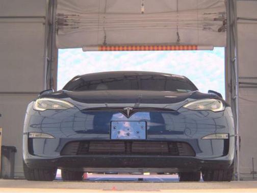 2022 Tesla Model S Base