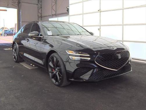 2022 Genesis G70 3.3T RWD