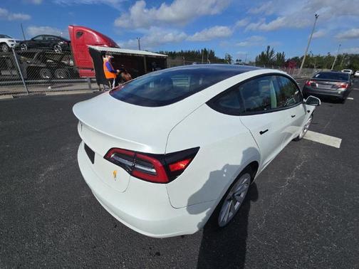 2023 Tesla Model 3 Standard Range