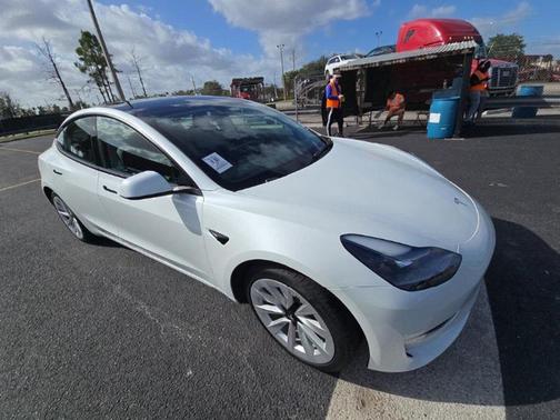 2023 Tesla Model 3 Standard Range