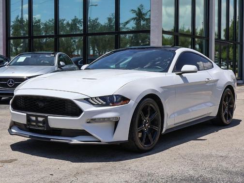 2020 Ford Mustang EcoBoost