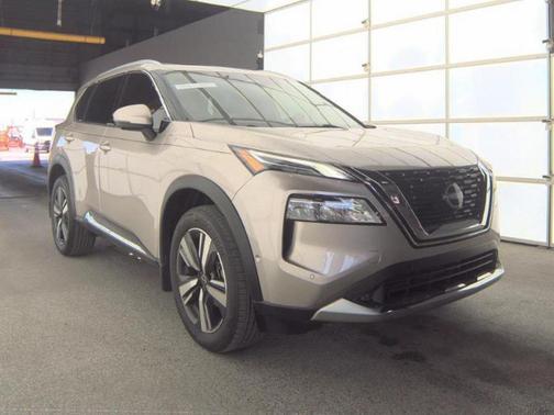 2022 Nissan Rogue Platinum