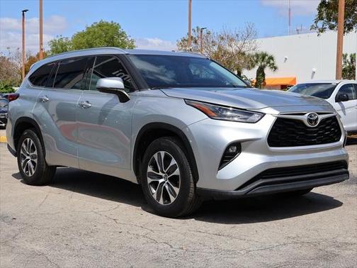 2021 Toyota Highlander XLE