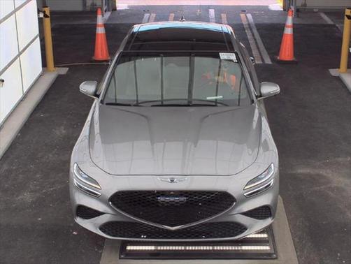 2022 Genesis G70 3.3T RWD