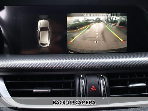 2018 Alfa Romeo Stelvio Sport