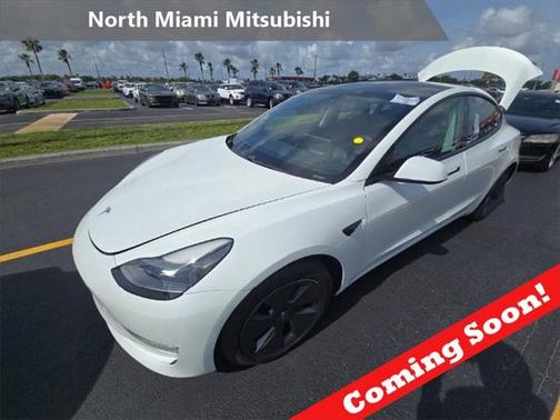 2021 Tesla Model 3 Standard Range Plus